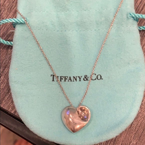 Tiffany & Co. Sterling silver 925 heart necklace - Picture 2 of 6
